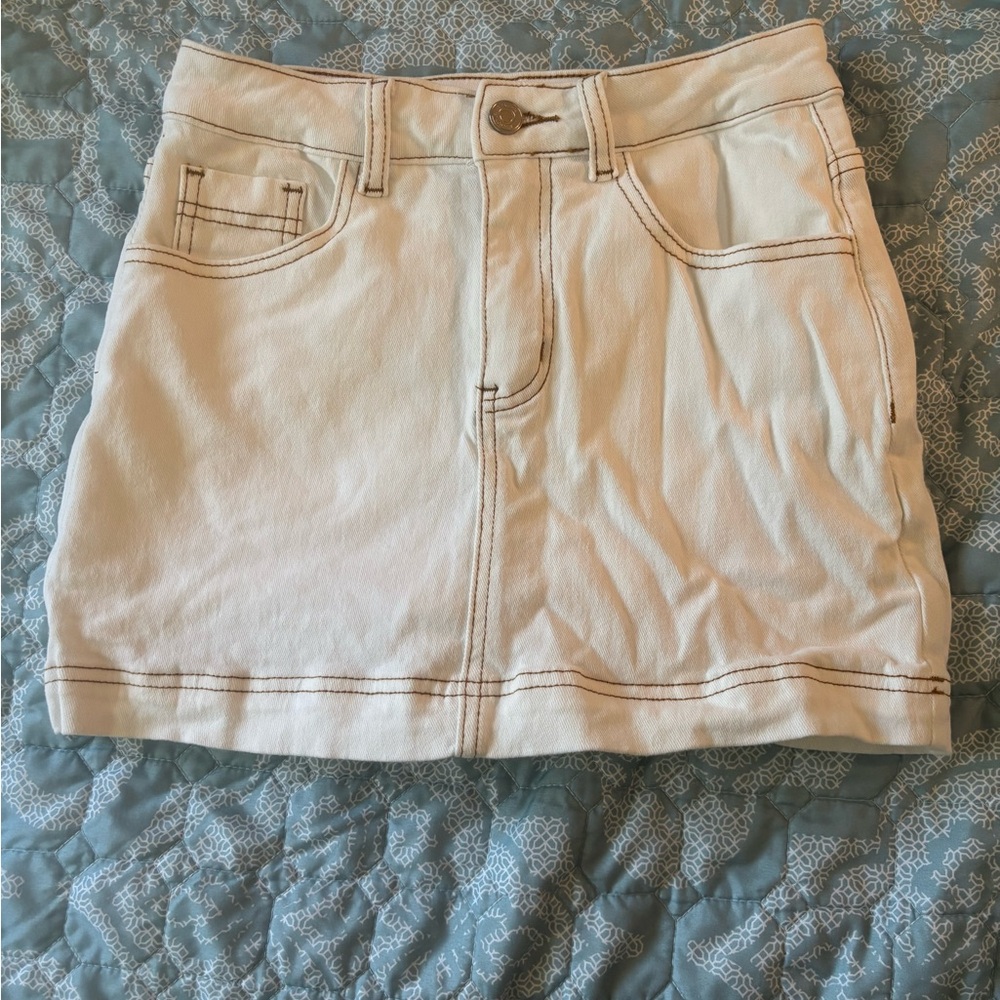 Stylish White Denim Skort